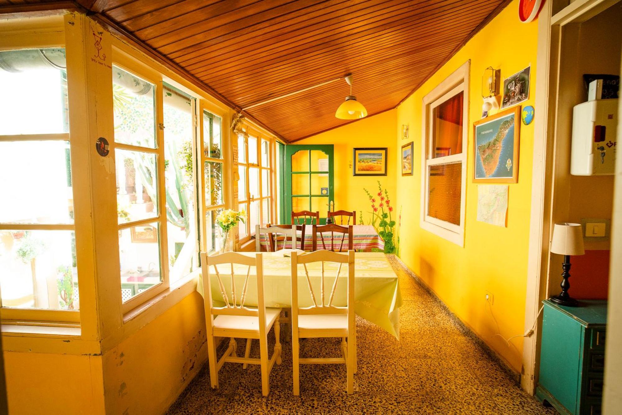 Tenerife Hostal